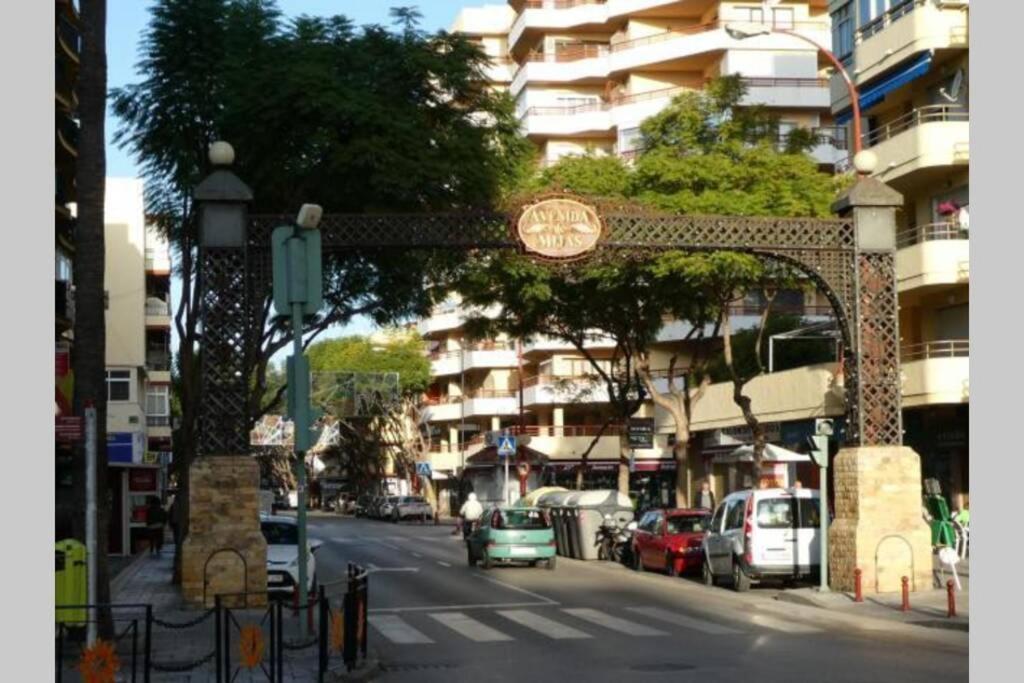 Apartamento Apartamento A Un Paseo De La Playa Fuengirola Exterior foto